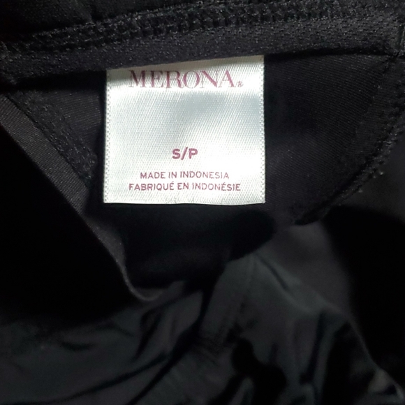 MERONA - BLACK SWIMSUIT - Picture 7 of 8